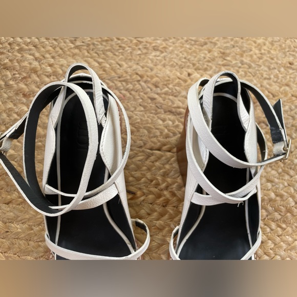 TIBI Ivory Leather Wooden Block Heel Faye Sandals Size 38 - Picture 6 of 11